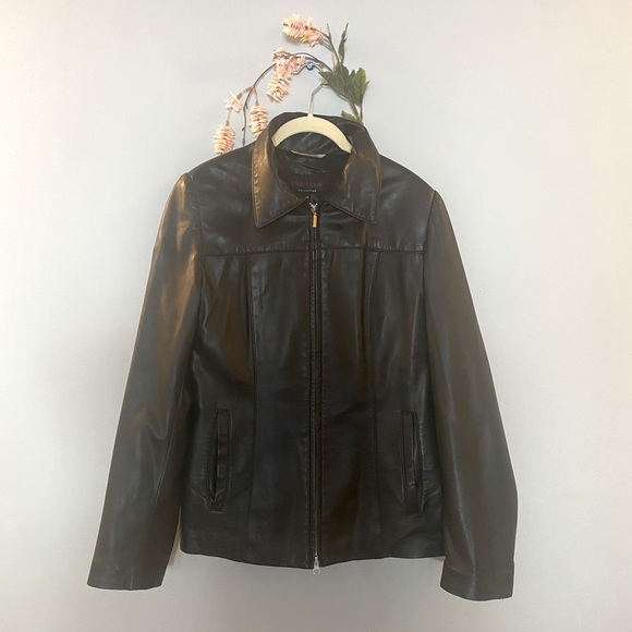 Leather jacket | Butter soft | chic | black leather jacket | women’s - Picture 3 of 15